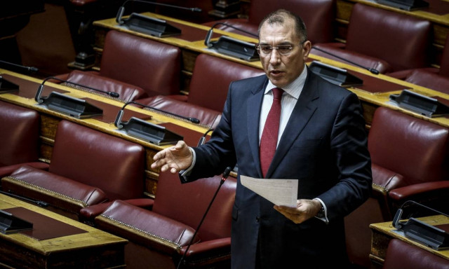 Έξαλλοι οι ΑΝΕΛ με Κατσίκη - Δημήτρης Καμμένος: «Ζήτα συγγνώμη» - Τι απάντησε ο βουλευτής