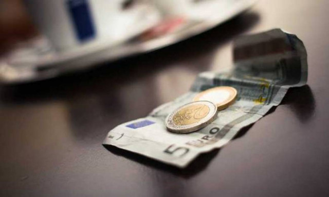 Διαγραφή χρέους για δανειολήπτες: Δείτε ποιους αφορά