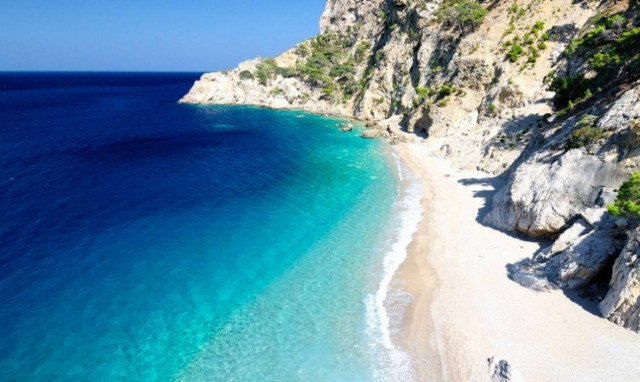 Ποιο ελληνικό νησί θα είναι στους top προορισμούς για το 2018;