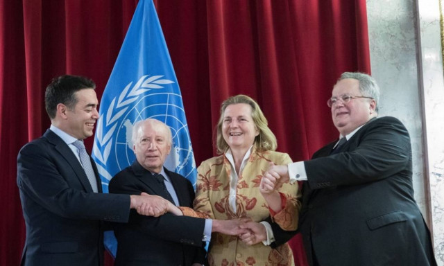 Κοτζιάς για Σκοπιανό: Είμαστε έτοιμοι για ένα μεγάλο βήμα (pics+vid)