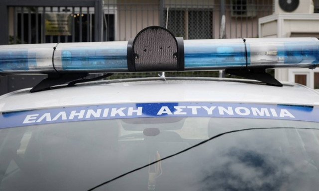 Πύργος: Στον ανακριτή με αποδοκιμασίες 67χρονος που κατηγορείται για αποπλάνηση ανηλίκων