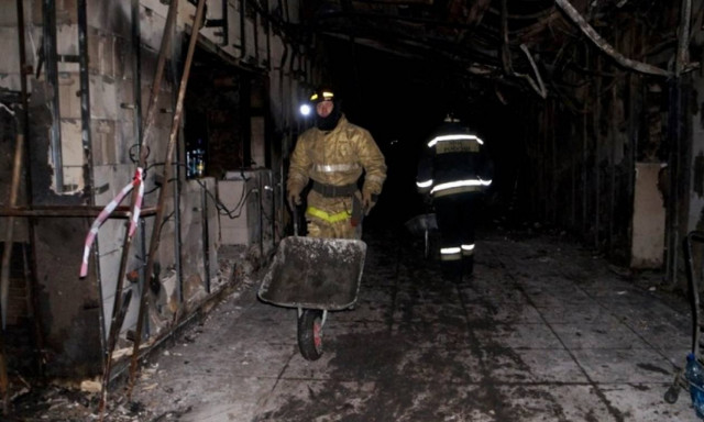 Ρωσία: Έλεγχοι σε όλα τα εμπορικά - Συνελήφθη στέλεχος της ιδιοκτήτριας εταιρείας στο Κεμέροβο