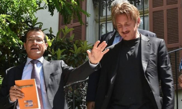 «Νεύρα» στο #MeToo με το... ποίημα του Σον Πεν