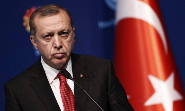 Les Echos: Ο Ερντογάν εναντίον πάντων