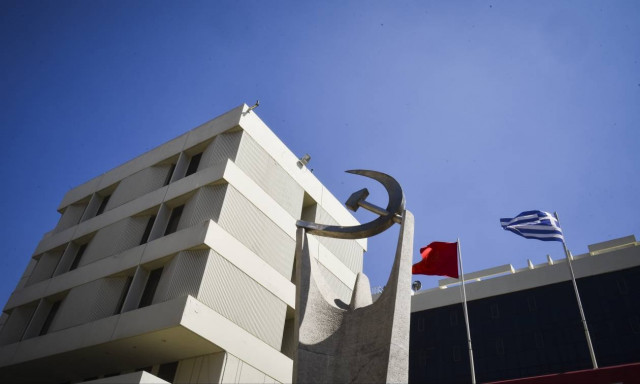 ΚΚΕ: Αστεία η προσπάθεια Τσίπρα να μιλά για ανάκαμψη των δεικτών