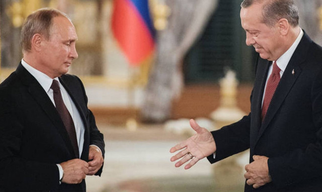 Οθωμανικό σόου Ερντογάν με άλογα για το καλωσόρισμα Πούτιν! - Εγκαινίασαν πυρηνικό σταθμό (vid)