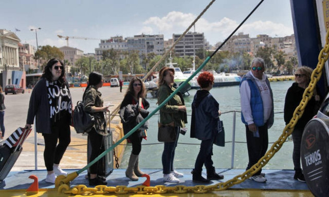 Coast guard preparing for heightened traffic at Attica's ports ahead of Easter