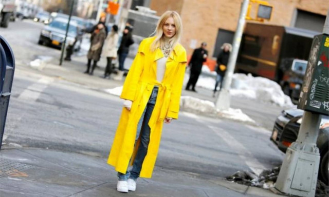 Mellow Yellow: Πώς θα φορέσεις το κίτρινο την άνοιξη