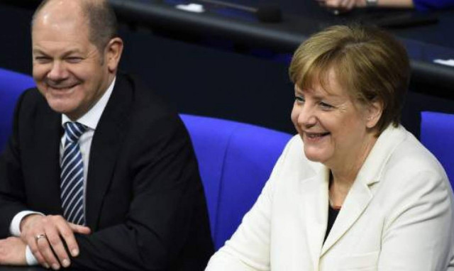 Η «φίλη» μας η Μέρκελ: Το κόμμα της ζητάει σκληρή γραμμή απέναντι στην Ελλάδα