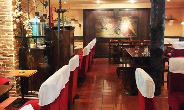 Σε αυτό το εστιατόριο πληρώνεις το λογαριασμό… πλένοντας πιάτα! (pics)