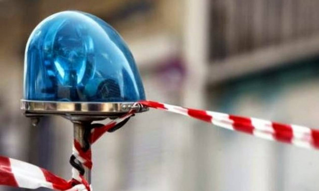 Θρίλερ στον Άγιο Παντελεήμονα: Πυροβόλησαν άνδρα στη μέση του δρόμου