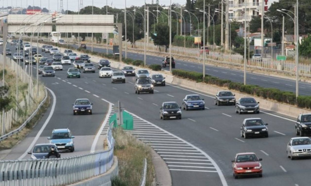 ΤΩΡΑ: Γεμίζει και πάλι η Αθήνα - Αυξημένη η κίνηση στην Εθνική Οδό