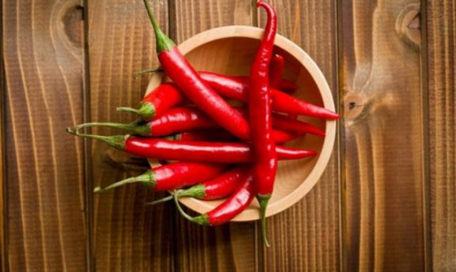 Απίστευτο: Δείτε τι του συνέβη όταν έφαγε την πιο καυτερή πιπεριά στον κόσμο