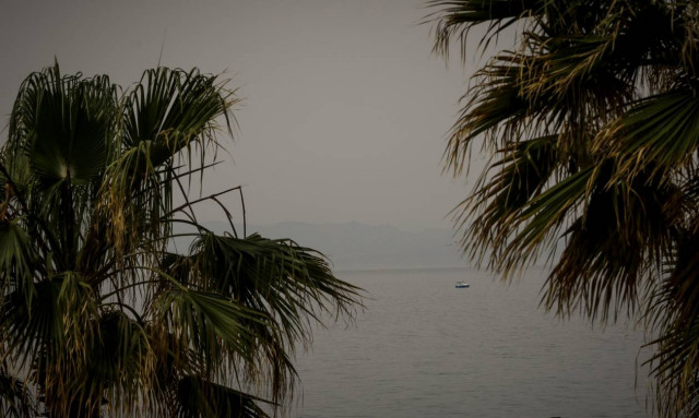 «Χάθηκε» η Αθήνα: Η αφρικανική σκόνη «έπνιξε» ξανά την Αττική (photos)