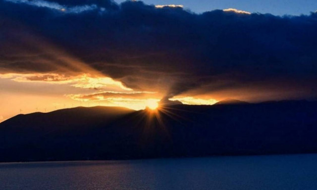 Ο καιρός σήμερα. Κυριακή 15 Απριλίου