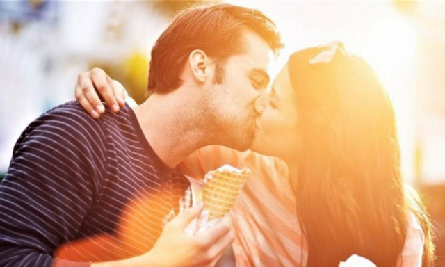 Είσαι ερωτευμένη και πάχυνες; Έχεις κάθε λόγο να χαίρεσαι!