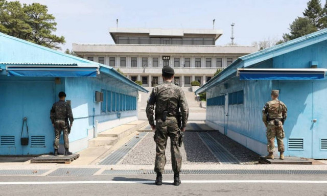 Aνοίγει το χωριό των δολοφόνων με τα τσεκούρια