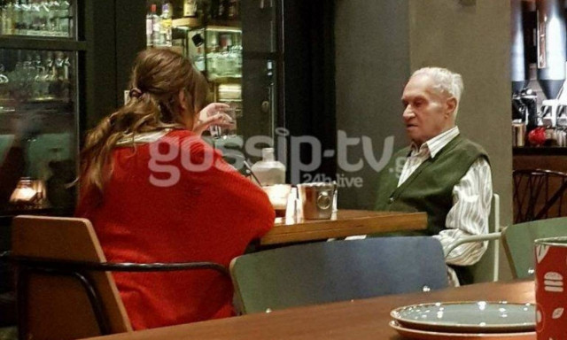 Για πρώτη φορά. Δείτε την Γαρμπή με τον πατέρα της…