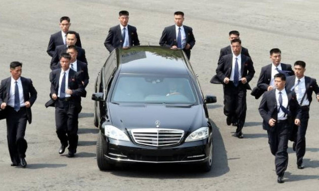 Τα καψώνια του Κιμ στους σωματοφύλακες του- Δείτε τι έκαναν