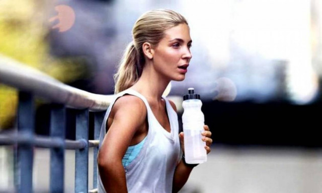 Να πώς θα κάψεις 500 θερμίδες σε 45 λεπτά - Ο τρόπος που θα λατρέψεις!