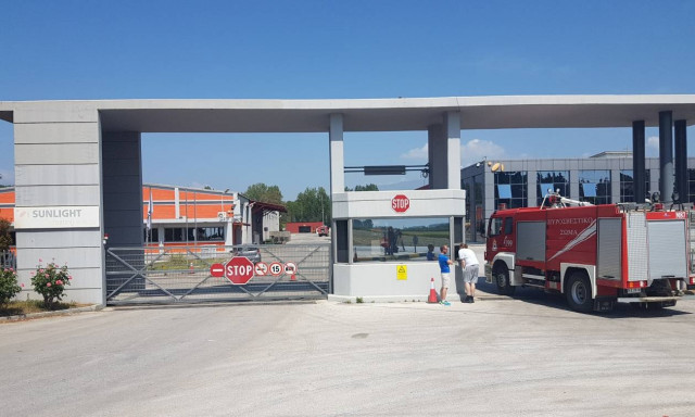 Ξάνθη: Η επόμενη μέρα της καταστροφικής πυρκαγιάς στο εργοστάσιο μπαταριών στο Νέο Όλβιο (pics)