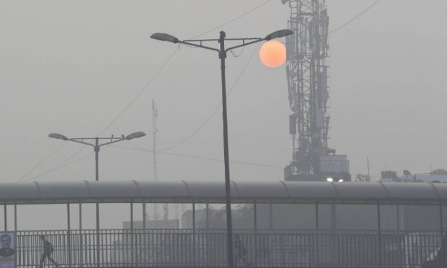 ΠΟΥ: Πάνω από το 90% του παγκόσμιου πληθυσμού αναπνέει μολυσμένο αέρα