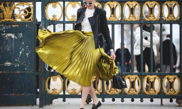 Άνοιξη με στιλ! Φόρεσε την πλισέ φούστα από το πρωί μέχρι το βράδυ