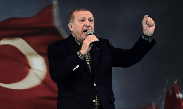 Αμετανόητος ο πολεμοχαρής Ερντογάν: Υπόσχεται νέες στρατιωτικές επιχειρήσεις εκτός Τουρκίας