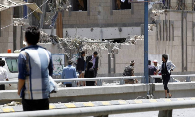 Μακελειό στην Υεμένη: Βομβάρδισαν το προεδρικό μέγαρο - Τουλάχιστον έξι νεκροί (pics)