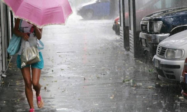 Καιρός: Κακοκαιρίας συνέχεια την Τρίτη (8/5) με ισχυρές βροχές και καταιγίδες