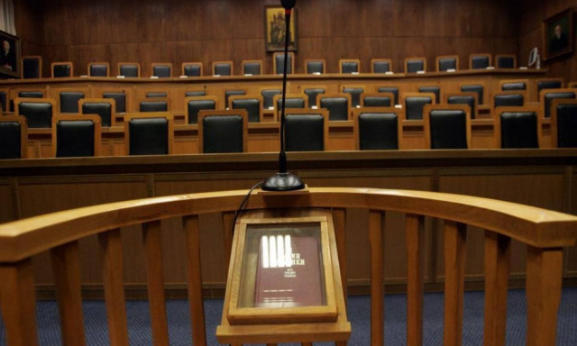 Greek court acquits five foreign NGO volunteers of illegal migrant transport charges