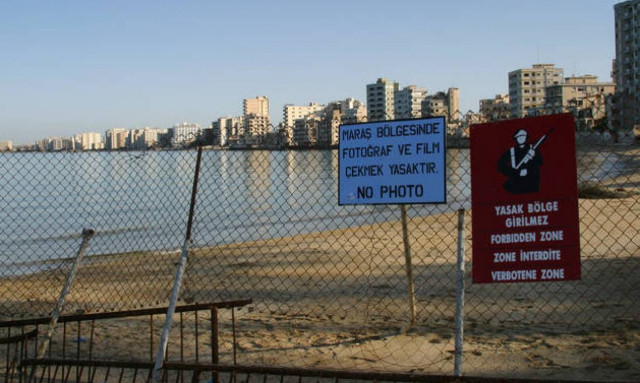 Σύλληψη Ελληνοκύπριων στα Κατεχόμενα – Τους πήραν κινητά και κάμερες