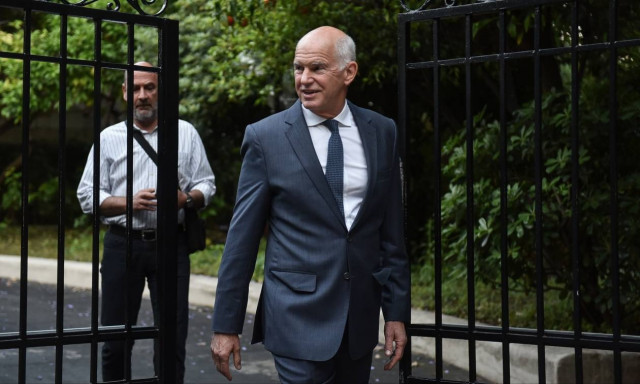 Συνάντηση Παπανδρέου - Τσίπρα: Ψηλά στην ατζέντα τα εθνικά θέματα (pics)