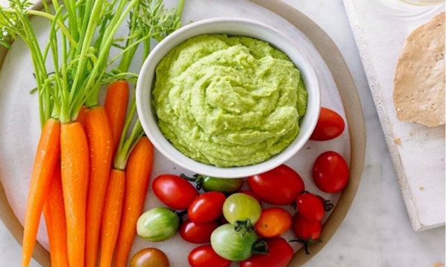 Super Green Dip από την ιέρεια του well being Goop