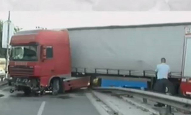 Εξέλιξη - σοκ στο θανατηφόρο τροχαίο στον Κηφισό – Δύο νεκροί, χαροπαλεύει γυναίκα