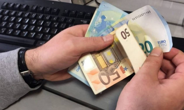 ΕΦΚΑ: Αναρτήθηκαν οι βεβαιώσεις αποδοχών 2017 για τους συνταξιούχους του ΟΑΕΕ