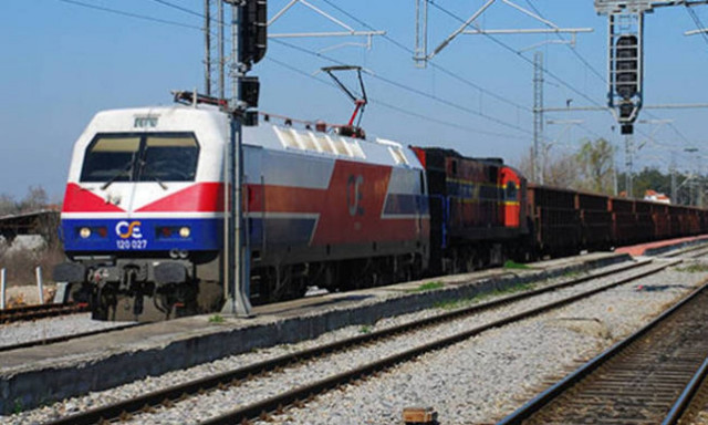 Κανονικά σήμερα τα τρένα και ο Προαστιακός - Αναστέλλεται η στάση εργασίας