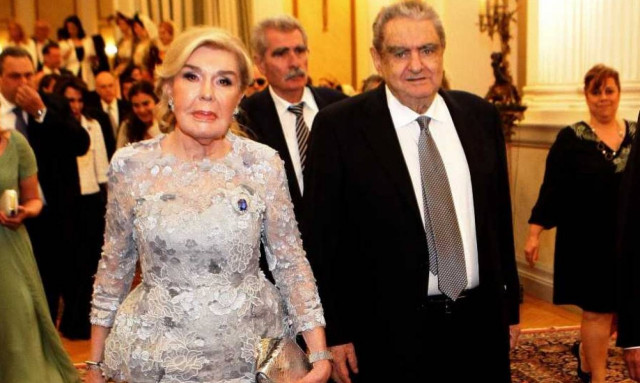 Ποιοι πήγαν στο επίσημο δείπνο για τον Πρίγκιπα Κάρολο στο Προεδρικό Μέγαρο (pics)