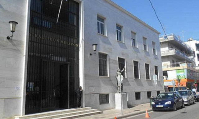 Αμαλιάδα: 3,5 χρόνια στον ηλικιωμένο που βίαζε σκύλο σε δημόσιο χώρο