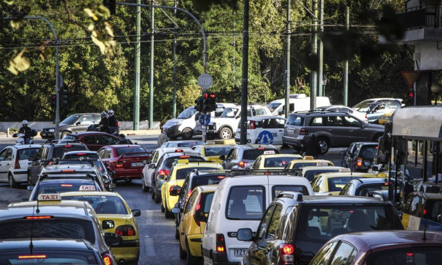 ΤΩΡΑ: Δείτε πού έχει κίνηση στην Αθήνα (ΧΑΡΤΕΣ)