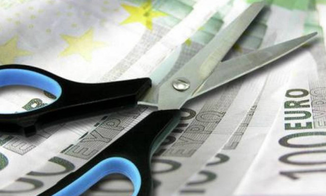 «Ψαλίδι» - σοκ στις συντάξεις- Ποιες και πόσο μειώνονται τον Δεκέμβριο