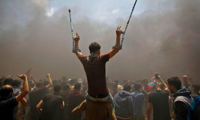 Στο αίμα βάφτηκε η Γάζα: Αυξάνεται διαρκώς ο αριθμός των νεκρών