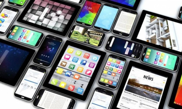 Επανεξετάζει η κυβέρνηση το φόρο στα κινητά - Επικοινωνία Παππά - Βερναρδάκη