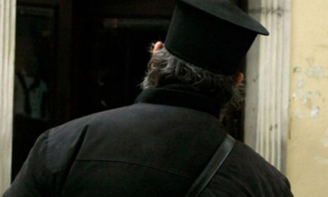 Ισόβια στον ιερέα από τα Φάρσαλα για τα 3,8 εκατομμύρια ευρώ που έκαναν «φτερά»