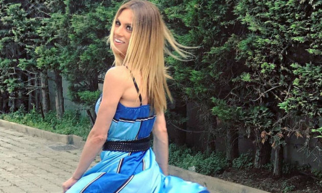 Ντορέττα Παπαδημητρίου: «Έχω ευτυχώς και τη μαμά μου, η οποία µε βοηθάει πολύ»