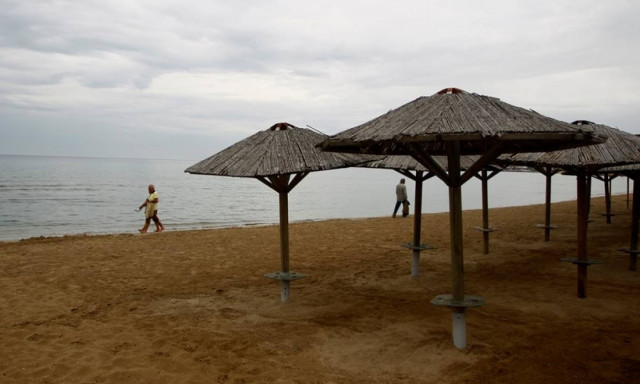 Καιρός: Ομπρέλες αλλά και αντιηλιακά το επόμενο τριήμερο - Αναλυτικά η πρόγνωση της ΕΜΥ (pics)