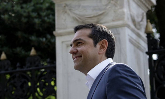 Σκοπιανό - Τσίπρας στους πολιτικούς αρχηγούς: Προϋπόθεση η αλλαγή του Συντάγματος των Σκοπίων