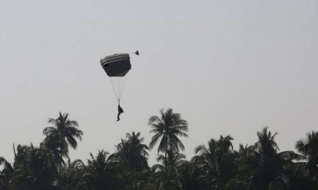 Προσπάθησε να δολοφονήσει τη σύζυγό του σαμποτάροντας το αλεξίπτωτό της - Επέζησε από θαύμα!