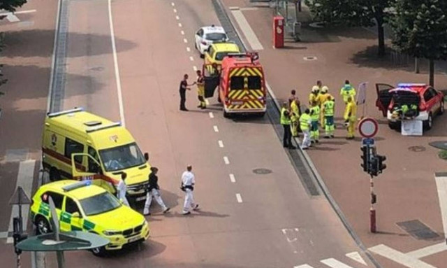 Liege shooting: Two police and passer-by dead in Belgium