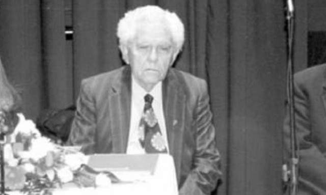 «Έφυγε» και ο τελευταίος μαυροσκούφης